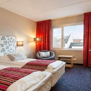 Family Twin Room